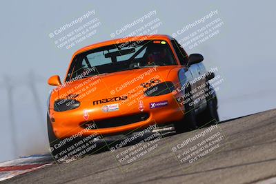 media/Oct-26-2025-CalClub SCCA (Sun) [[8ce1e69566]]/Group 5/Grapevine/